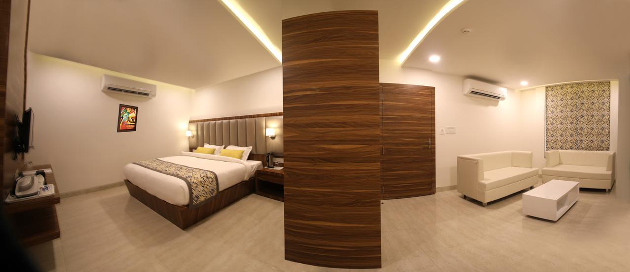 Hotel Narayanam Kota  Zewnętrze zdjęcie