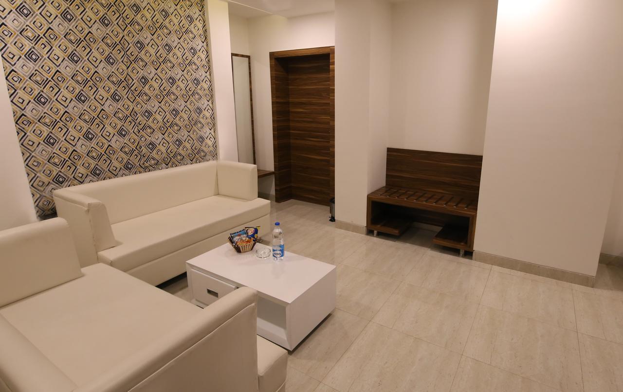 Hotel Narayanam Kota  Zewnętrze zdjęcie